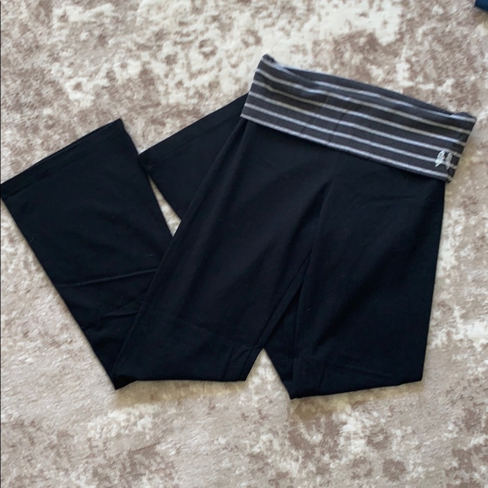 Victoria’s Secret Yoga Pants